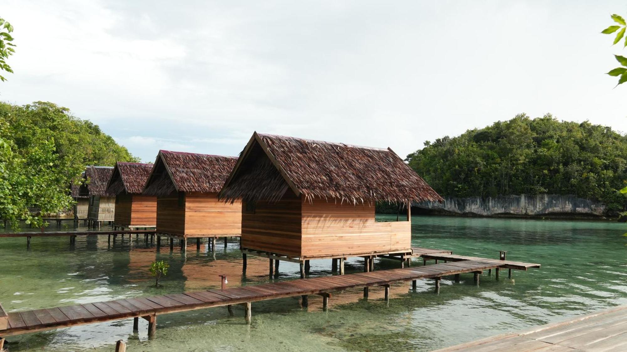 Gam Bay Bungalow'S Hotel Besir Exterior photo