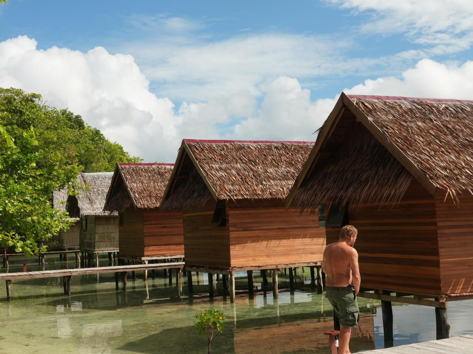 Gam Bay Bungalow'S Hotel Besir Exterior photo