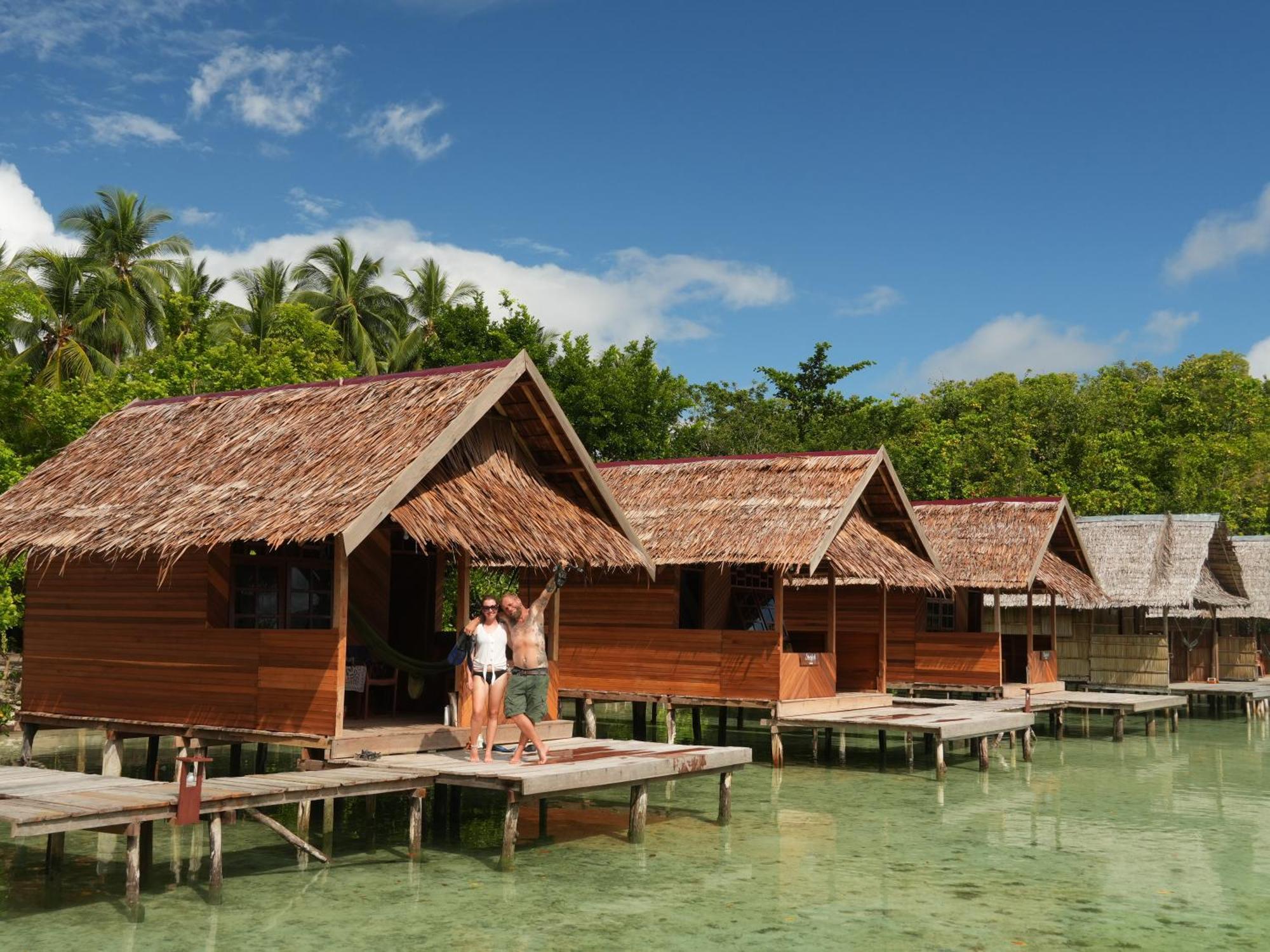 Gam Bay Bungalow'S Hotel Besir Exterior photo