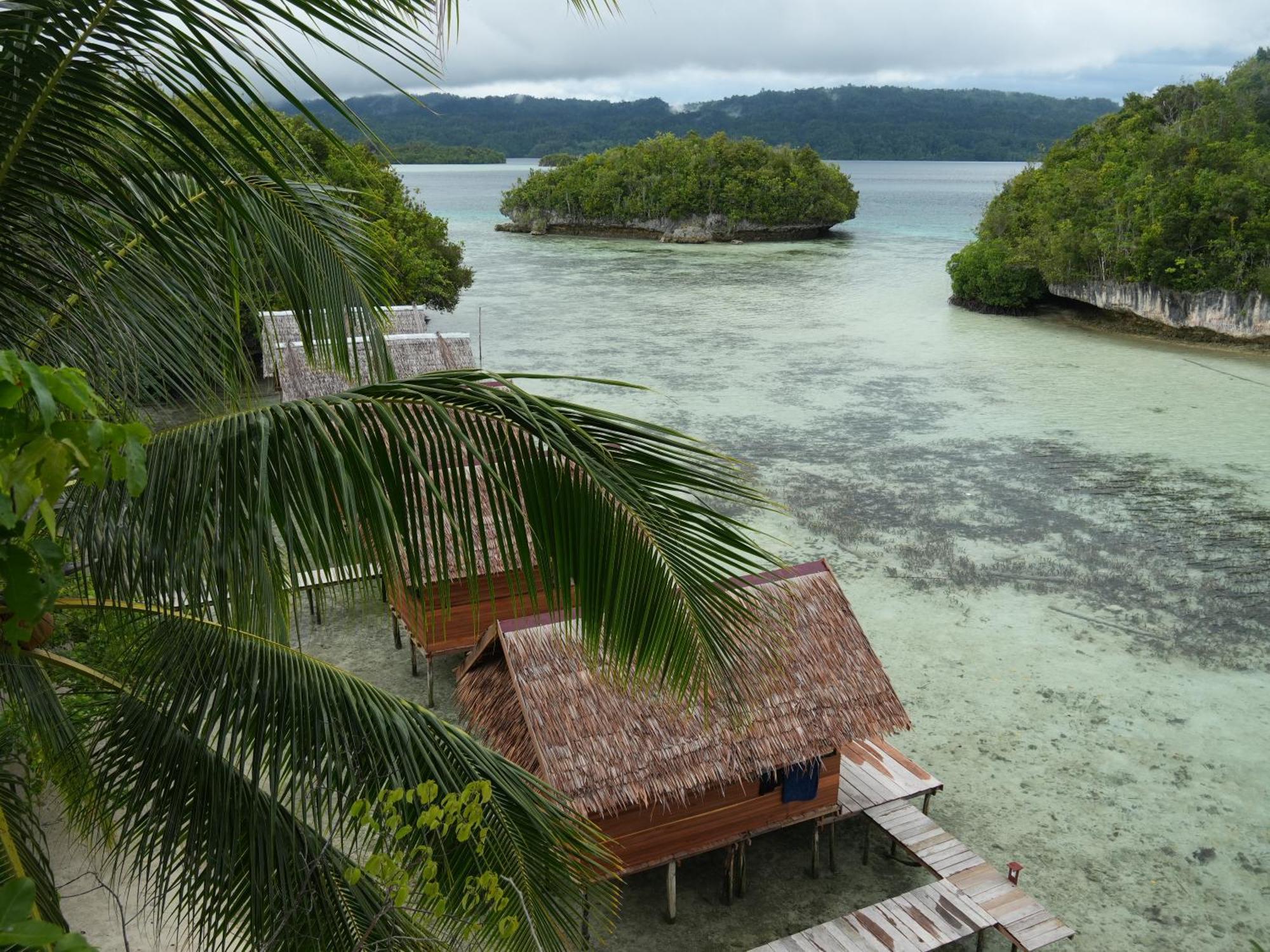 Gam Bay Bungalow'S Hotel Besir Exterior photo